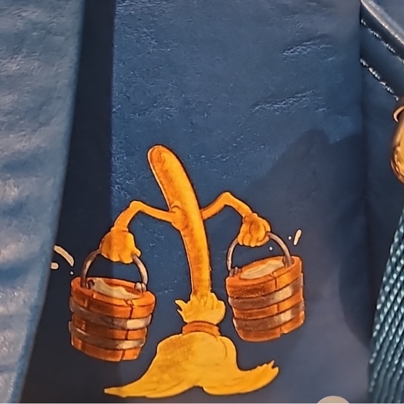 SORCERER MICKEY LOUNGEFLY, DISNEY X LOUNGEFLY, 80th ANNIVERSARY, NEVER USED - Picture 4 of 4